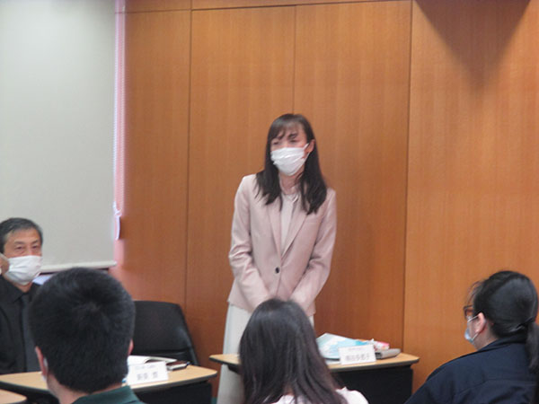 新任の桐谷多恵子 専任講師のご挨拶