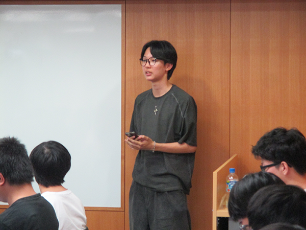 学部生の近況報告