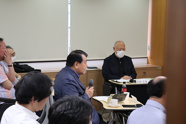 研究計画発表　サービス・エンターテインメント班 学長コメント