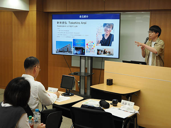 新井 崇弘専任講師の研究発表