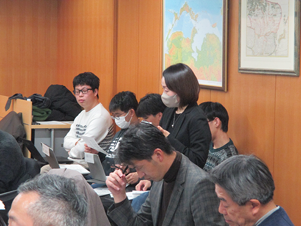 大学院生の近況報告