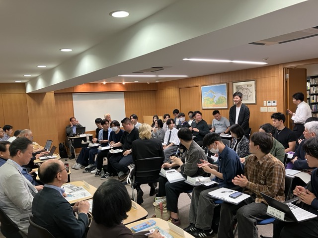 卒業生の近況報告