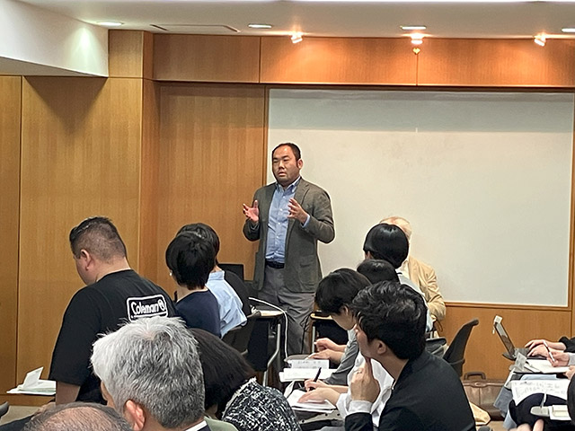 髙橋 彰専任講師の近況報告