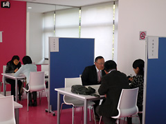 2010年度経営情報学部父母懇談会開催