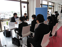 多摩大学　学内合同企業説明会　5月27日（金）