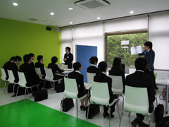 多摩大学　学内合同企業説明会　5月27日（金）