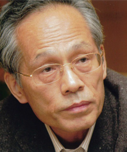 佐高 信