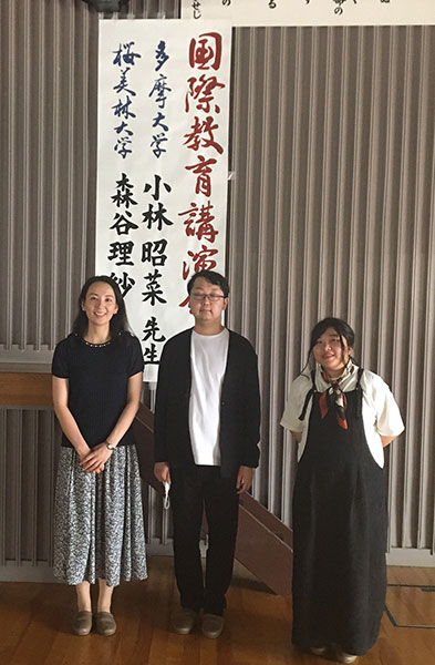 記念撮影(撮影のためマスクを外しています)