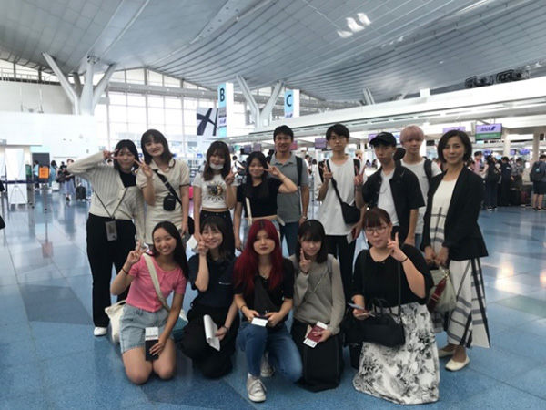 いざ、シンガポールへ(羽田空港)