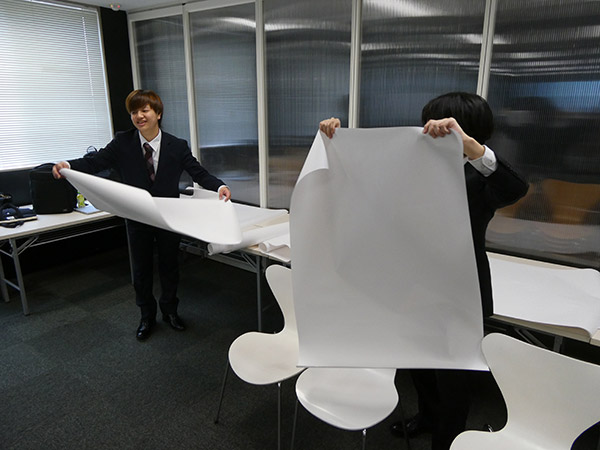 会場運営の学生たち