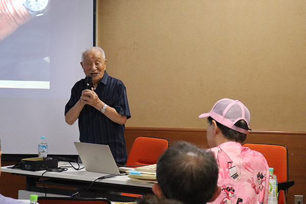 戦争について語る市川良一氏