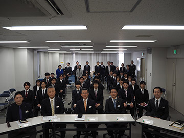 集合時間※撮影時のみマスクを外しています