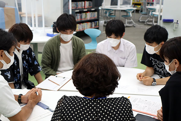 相談会の様子