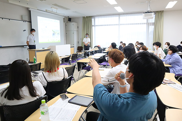 学生からの質疑応答