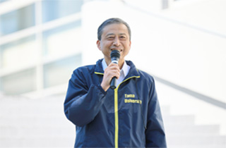 学部長による開会宣言