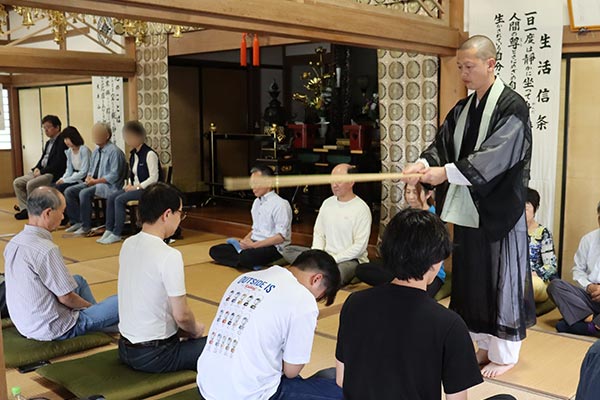 座禅の様子