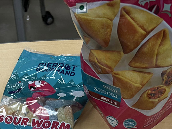 模擬ゼミで提供したお菓子(水盛ゼミ)