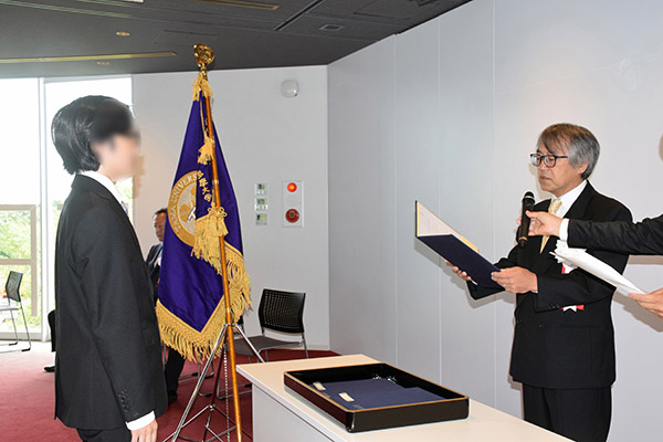 学位記授与
