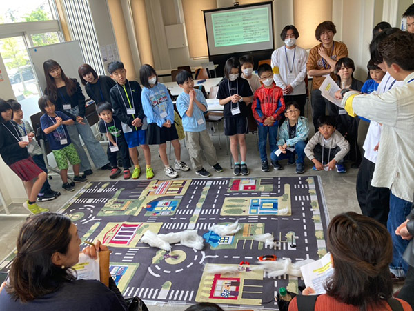 「自動運転学」講座の様子